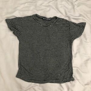 Brandy Melville baby tee